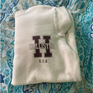 Hollister sweater